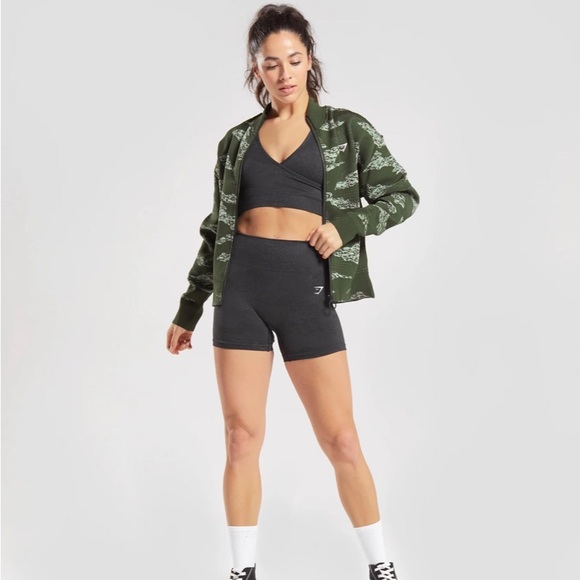 Gymshark Tops - BRAND NEW GYMSHARK ADAPT CAMO SEAMLESS TRACK JACKET